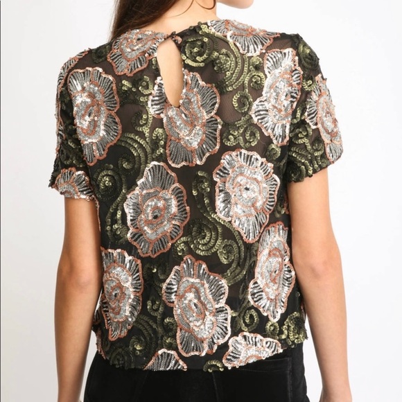 ENDLESS ROSE Mesh And Sequin Floral Cropped Blouse—SZ. Small - Picture 4 of 17